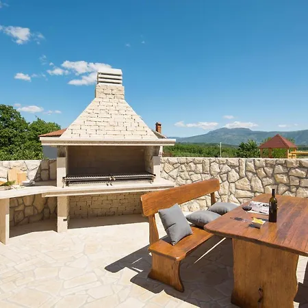 Villa Vesna With Sauna, Hot Tub Potpican
